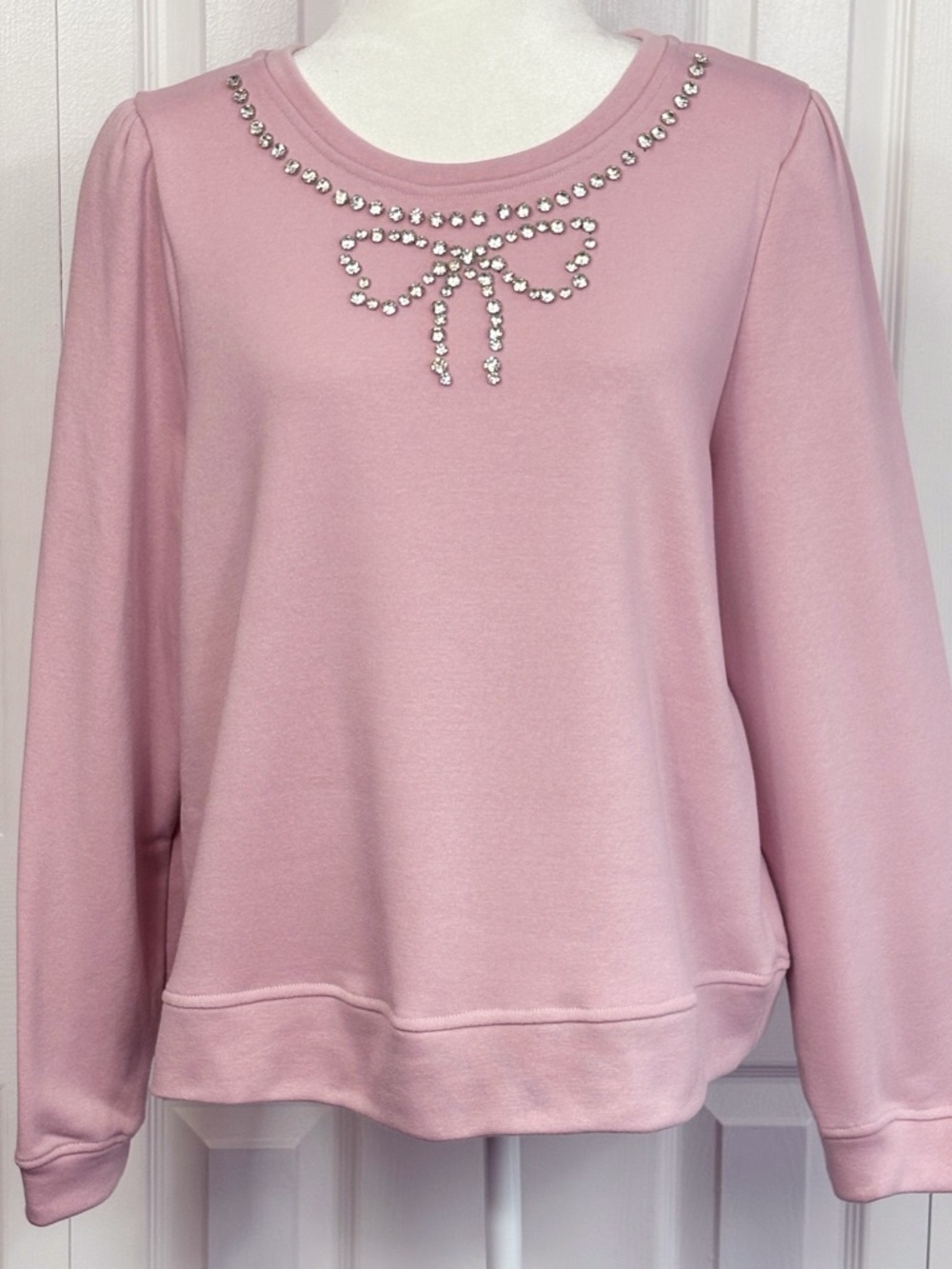 NWT Kathy Ireland Keepsake Lilac Rhinestone Bow Embellished Sweatshirt L
